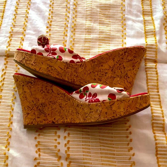 Cherry wedges - Picture 3 of 5